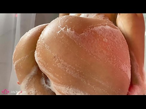 ❤️ Brunette Anapiga Pussy kwa Pussy kwa Vibrator hadi Orgasm kali katika Shower Fucking ❌❤